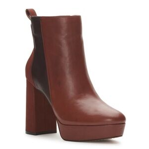 New! Vince Camuto Gripaula Leather Heeled Platform Ankle Boot Bootie Cognac